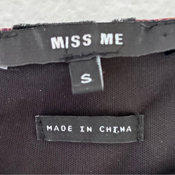 Miss Me Small Black Floral Velvet Bell‎ Sleeve Blouse • Boho Festival Party - Picture 5 of 8